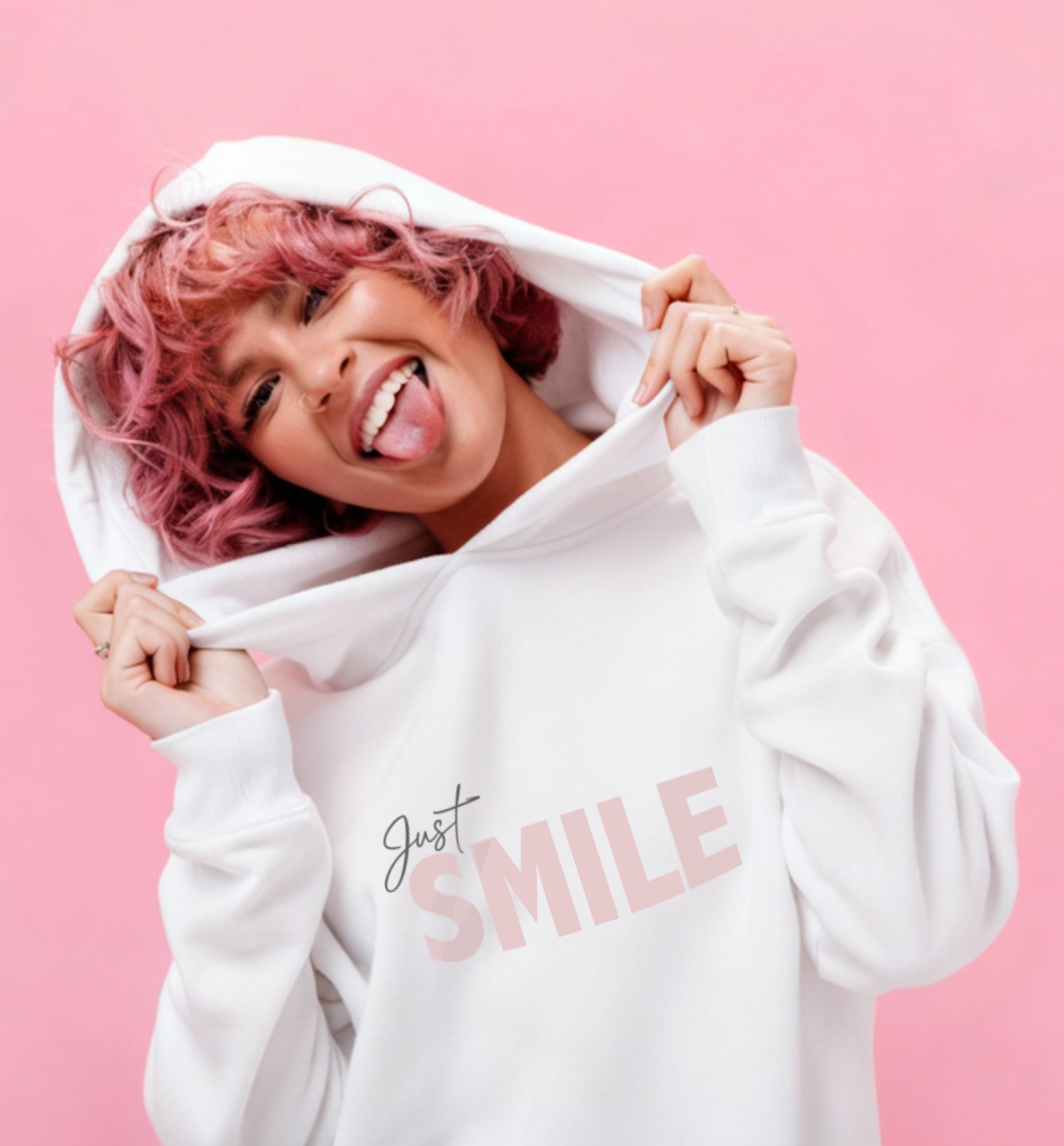 White Hoodie "Just smile"